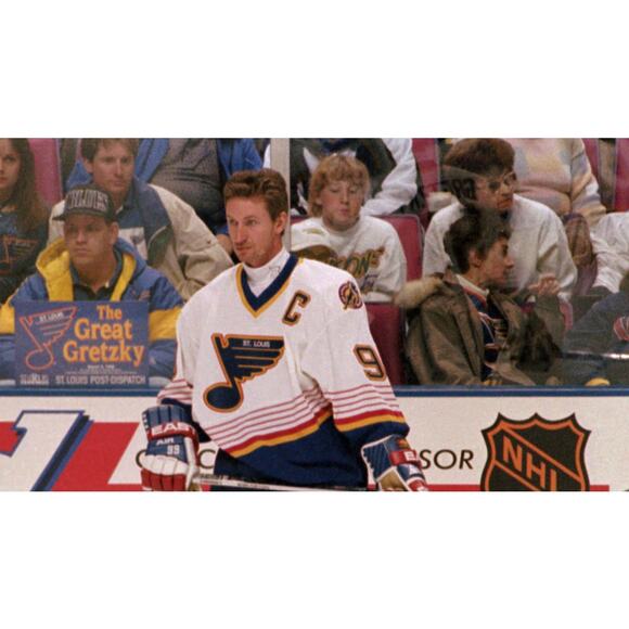 GRETZKY #99 St Louis Blues 90s STARTER Pullover jacket M kids blue NHL vintage - Picture 8 of 10